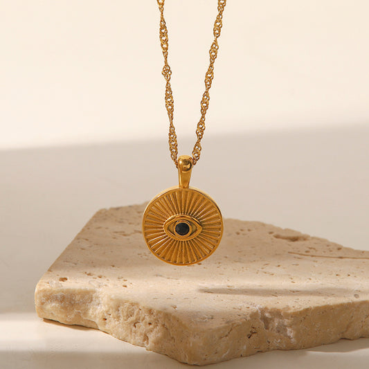 Black stone power eye golden necklace
