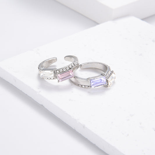 Classy ring with two shimmering rectangular gemstones