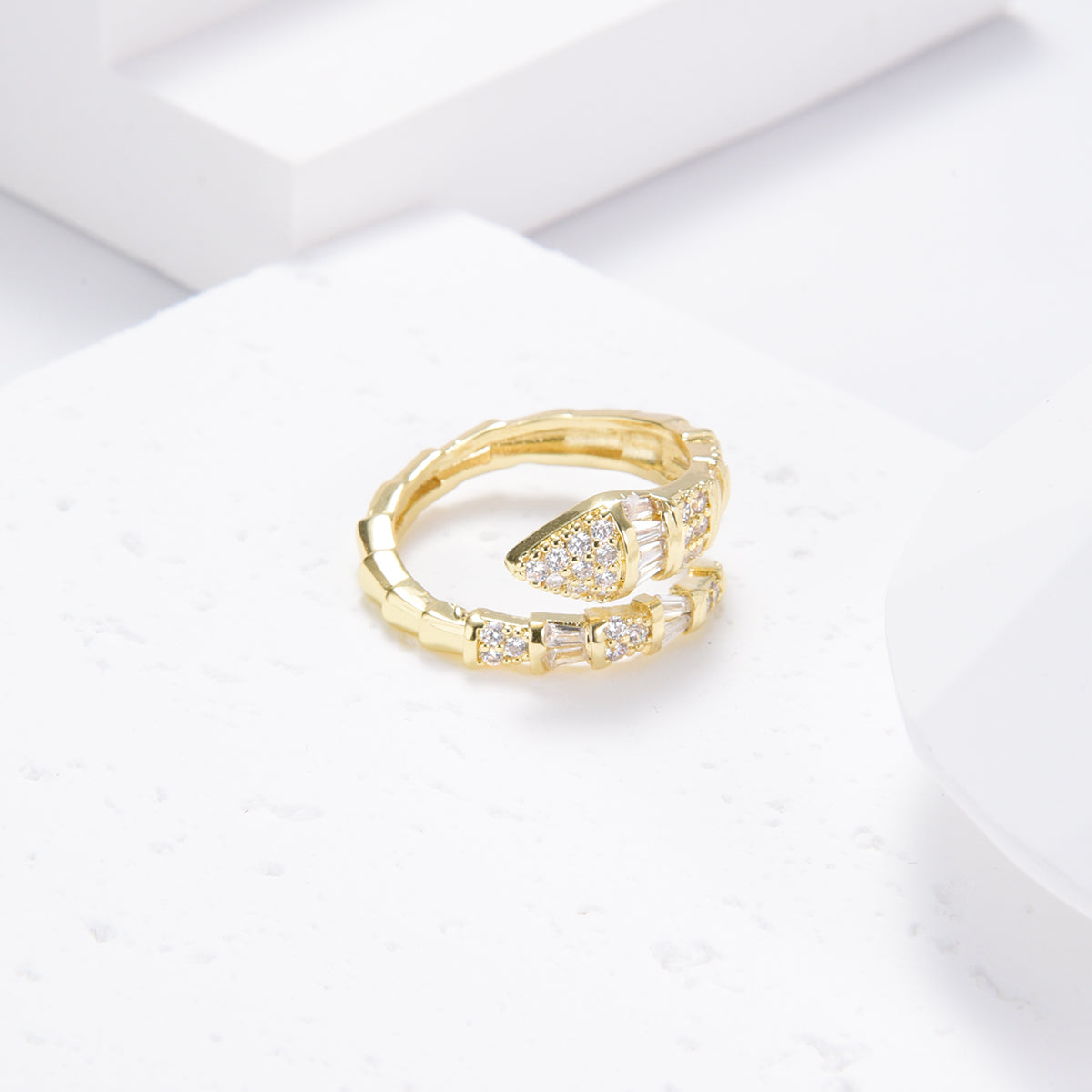 Fancy ring with snake-like pattern