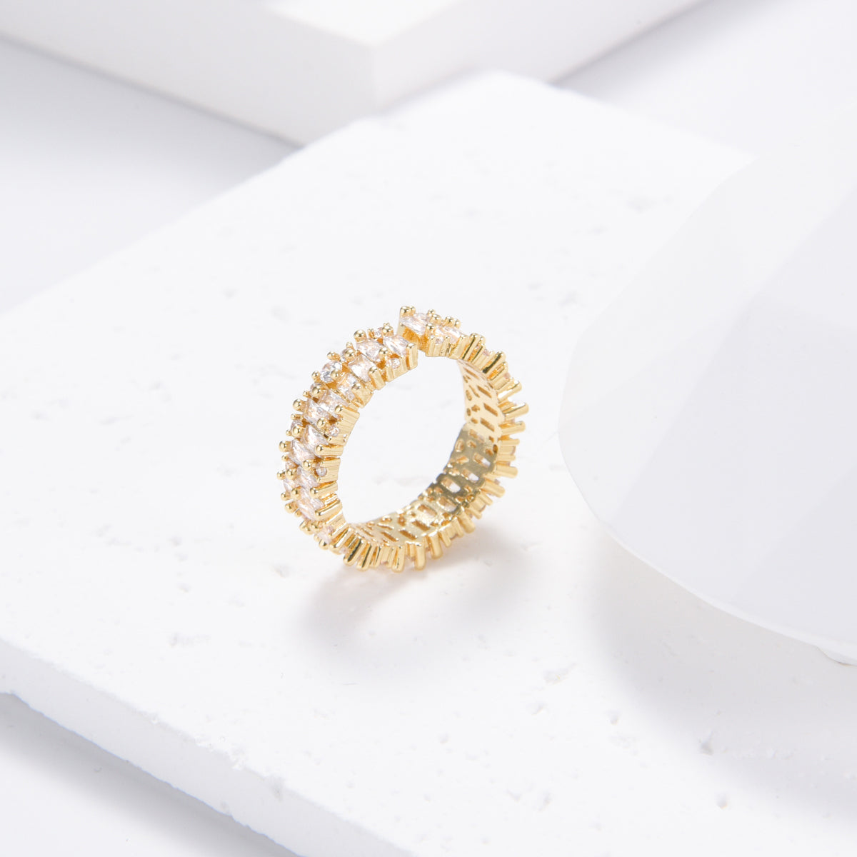 Golden ring with stunning crystal design
