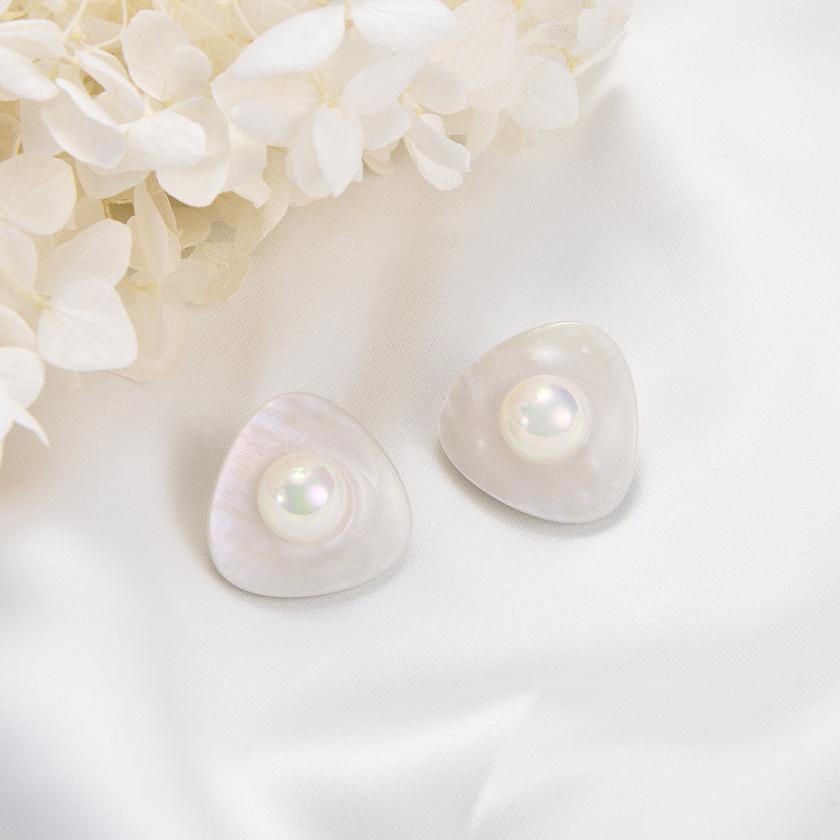 White pearls oasis custom earrings