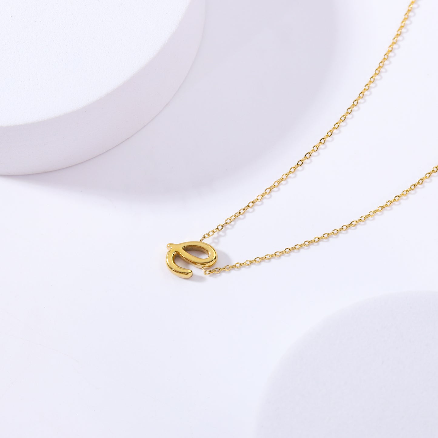 Golden Initial Necklaces: Personalize Your Style with Elegant Letters