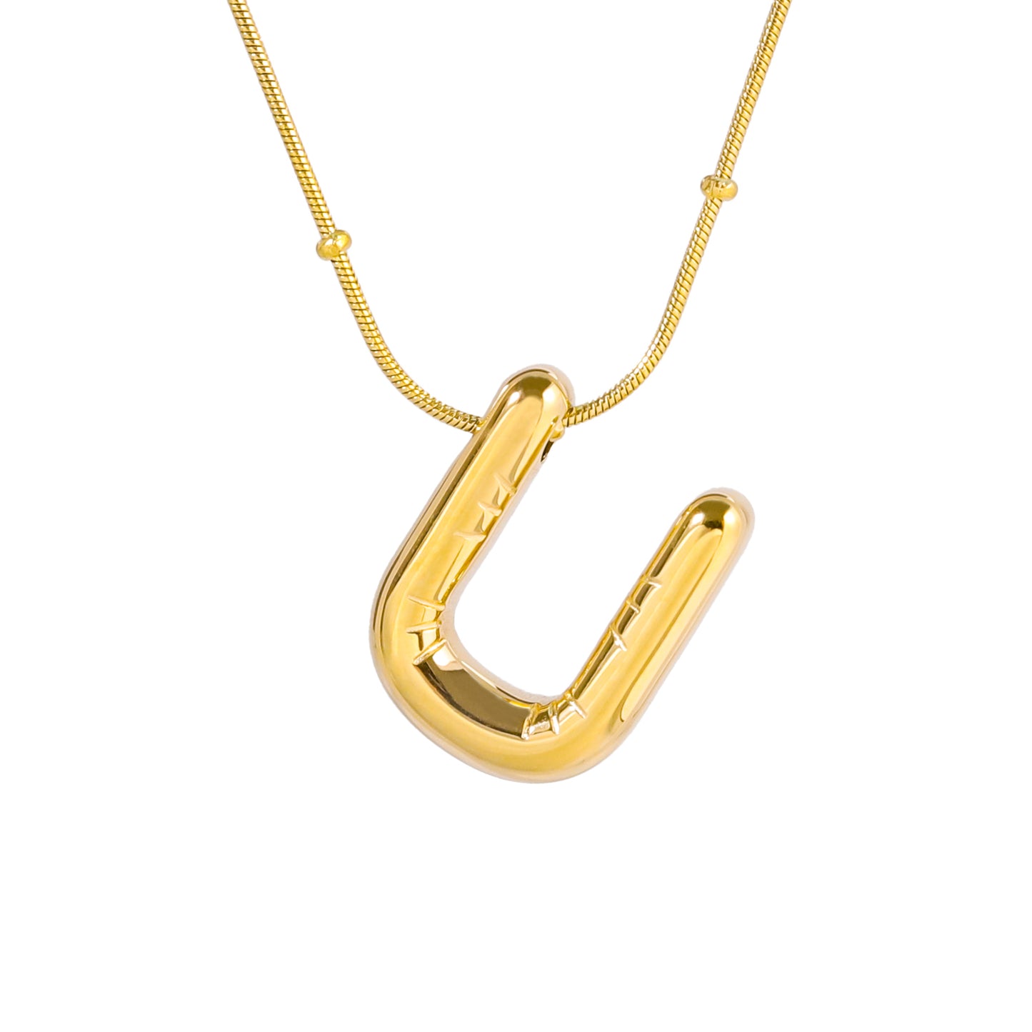 Gold-coloured Monogrammed Necklace: a Chic and Elegant Design With an Ornate Chain