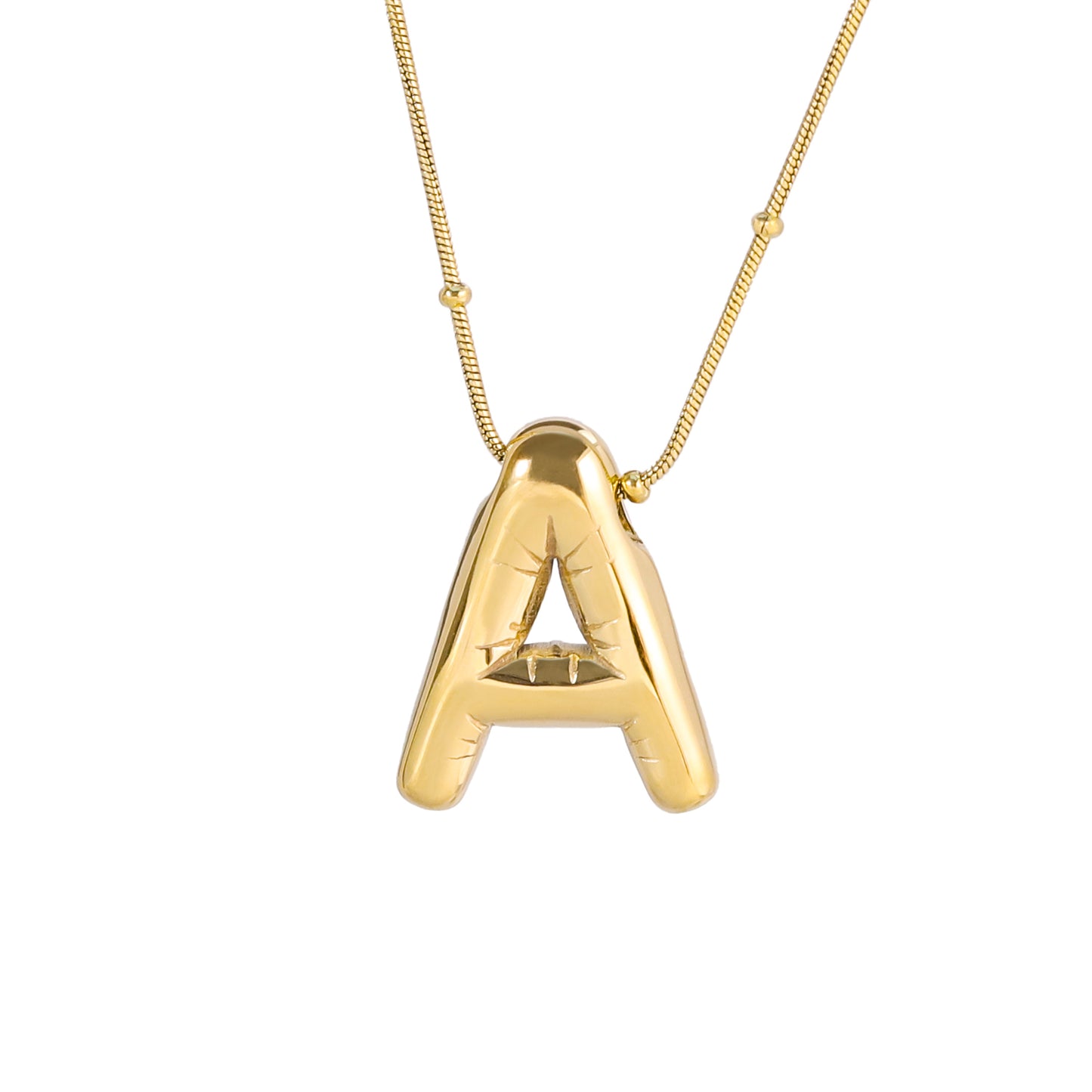 Gold-coloured Monogrammed Necklace: a Chic and Elegant Design With an Ornate Chain