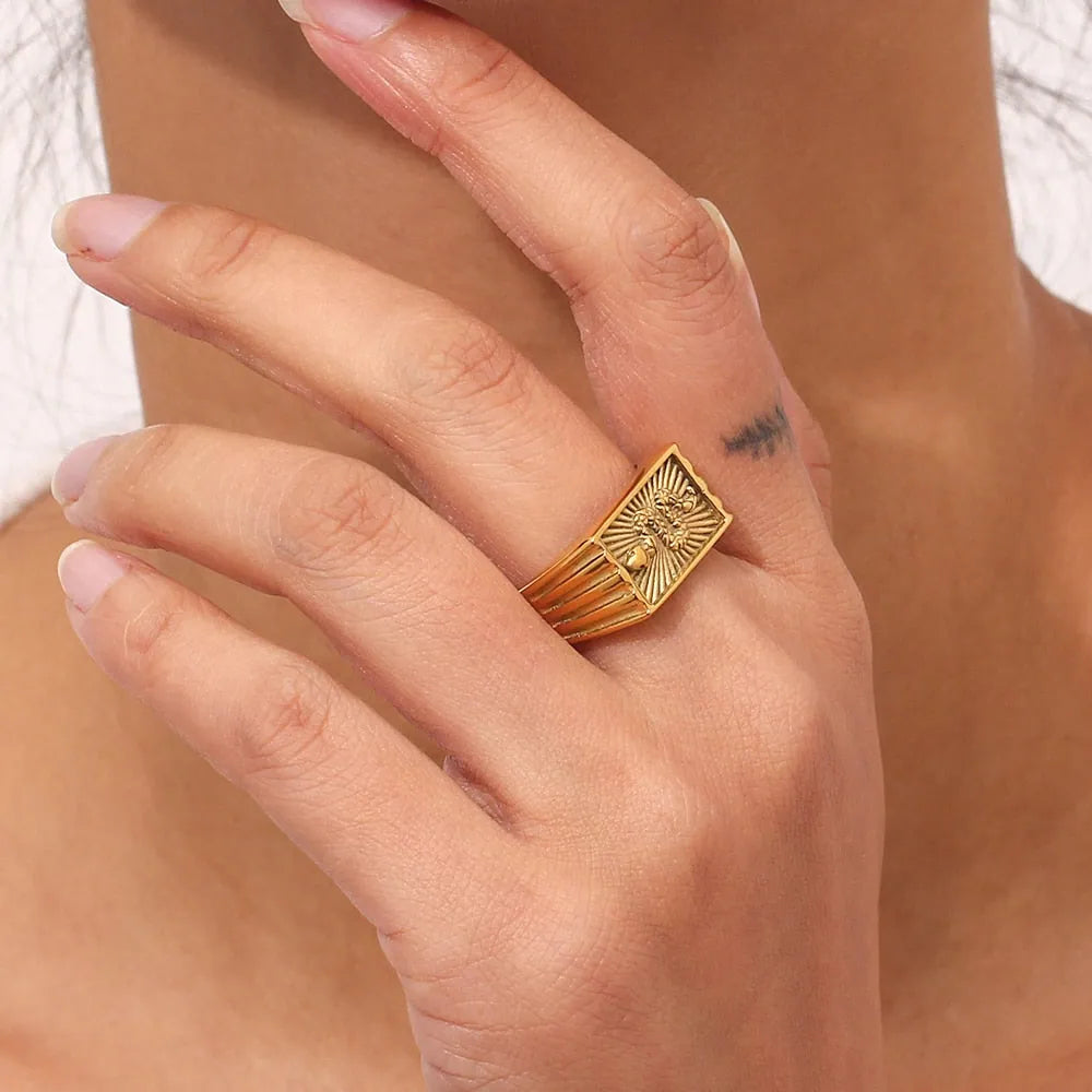 Snake Sunburst Rectangle Signet Ring